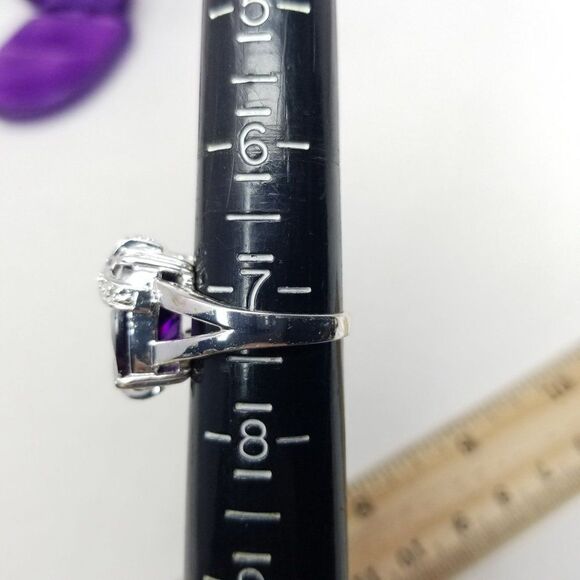 Vintage Large Sparkly Purple Rhinestone Ring in Silver Tone Band, Size 7 - Picture 6 of 8
